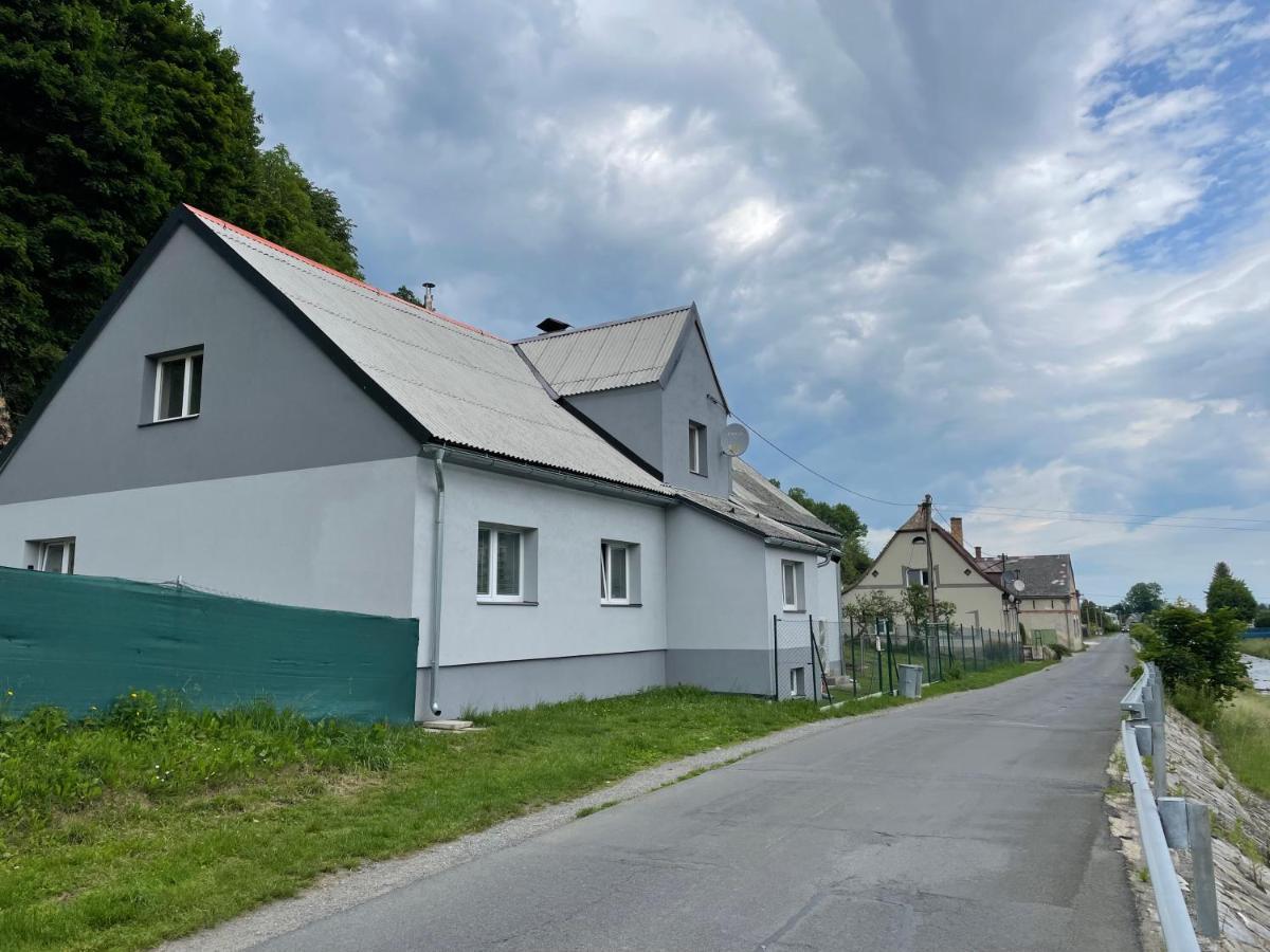 Apartmany Pod Chlumem 예세니크 외부 사진